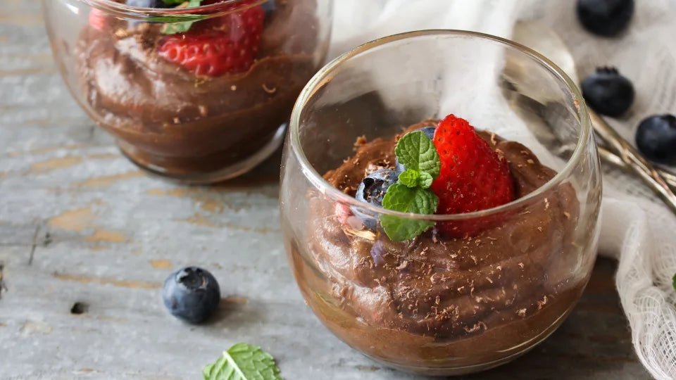 Super einfaches veganes Schokomus mit Datteln - DATTELBAER